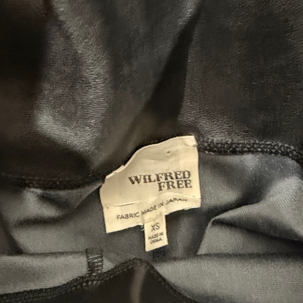 Wilfred Daria Black Faux Leather Leggings - Picture 4 of 10